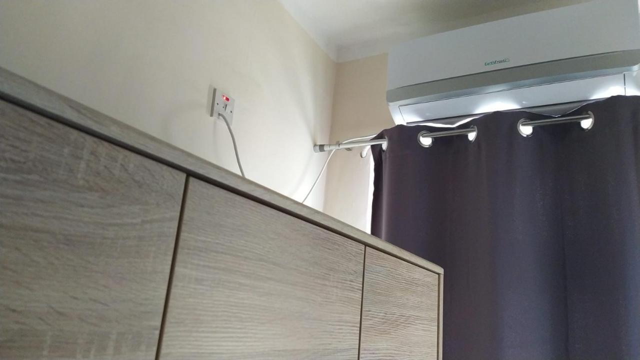 Sea View 2 Bedroom Apartment Marsaskala Buitenkant foto